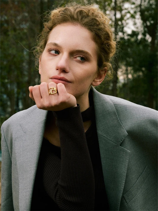 Adjustable abstract hollow open ring women - product image