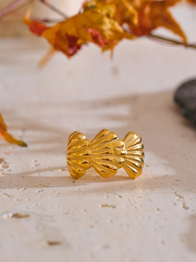 Adjustable ocean style wide metal shell ring - product image