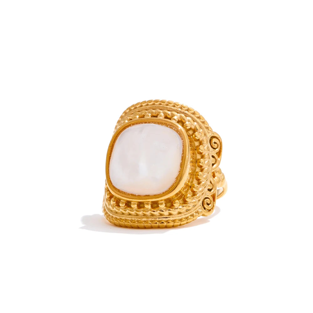 Adjustable shell abstract finger ring - product image
