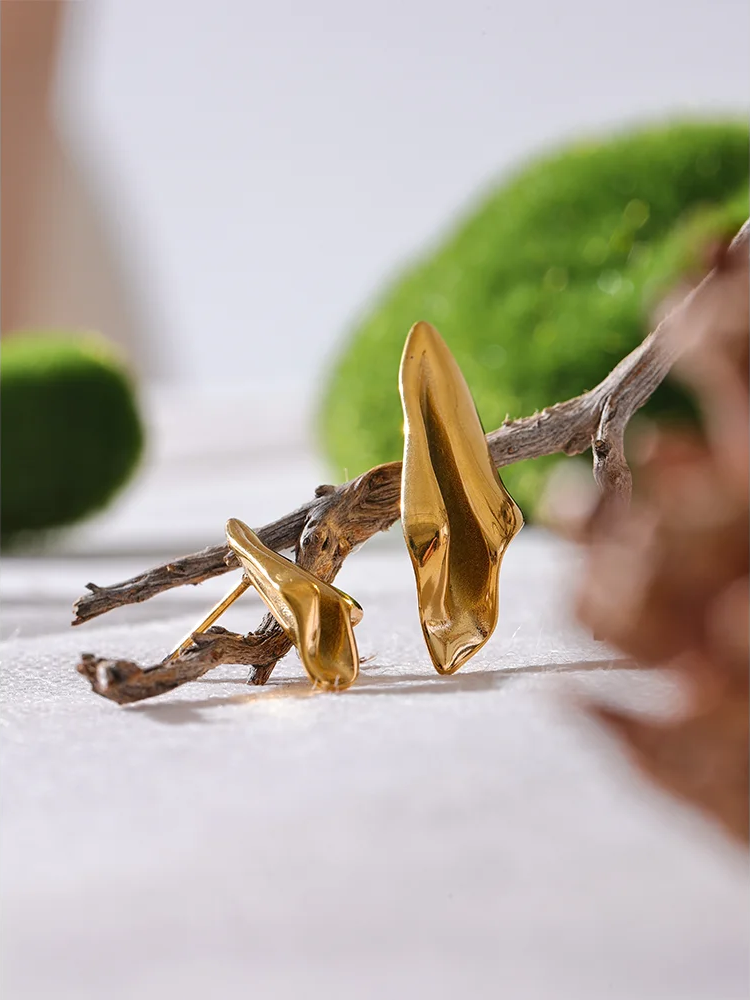 Asymmetrical geometry metal stud earrings gold - product image