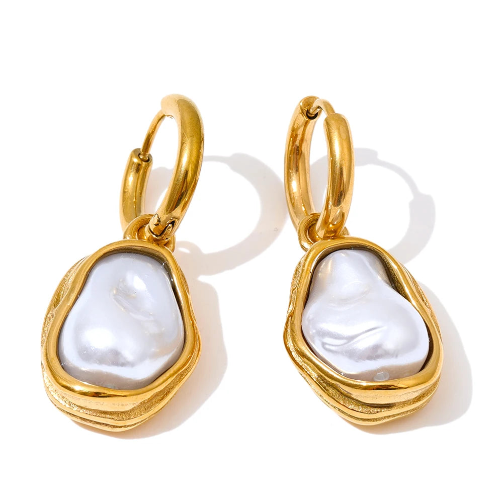 Baroque imitation pearls drop dangle earrings - product image