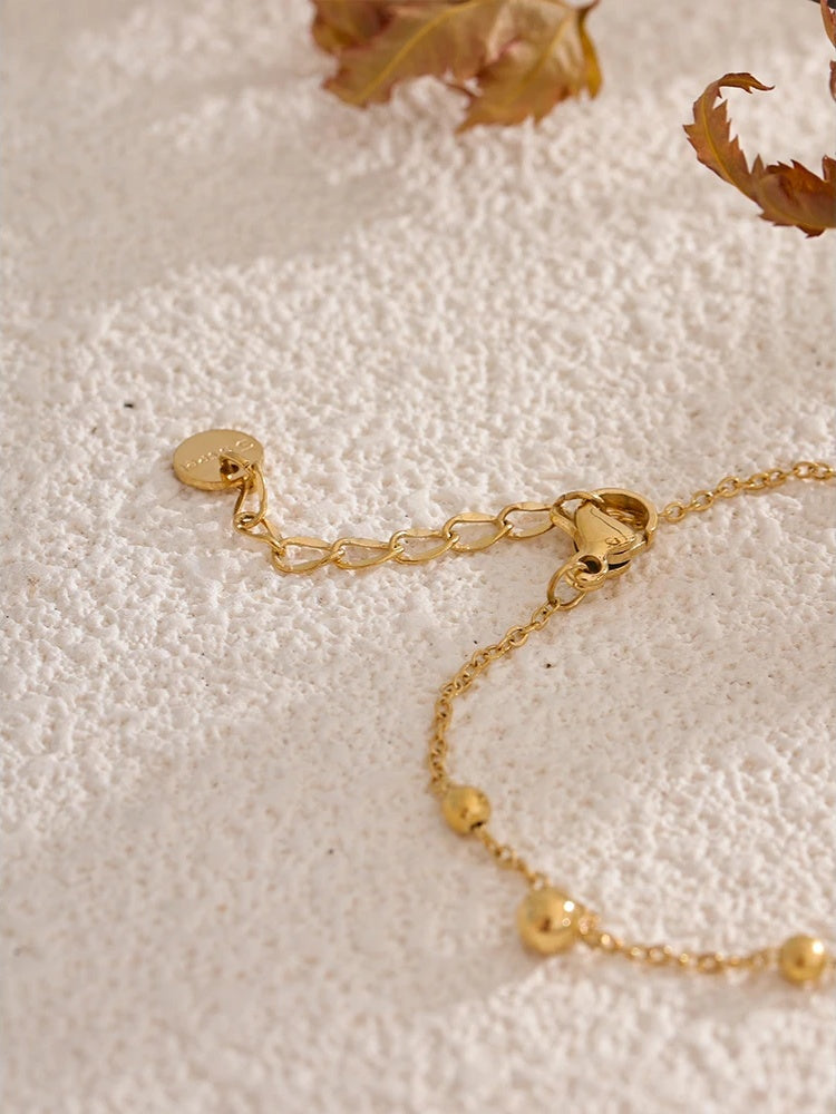 Beads back of hand chain finger bracelet gold color - product image