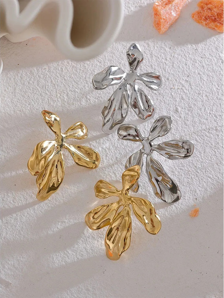 Big flower plant metal stud earrings - product image