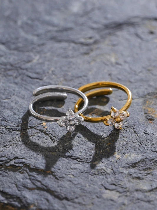 Bling cubic zirconia flower adjustable ring - product image