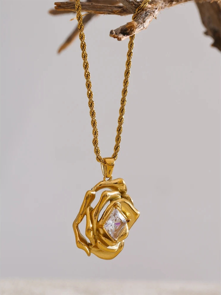 Bling cubic zirconia flower pendant necklace golden - product image