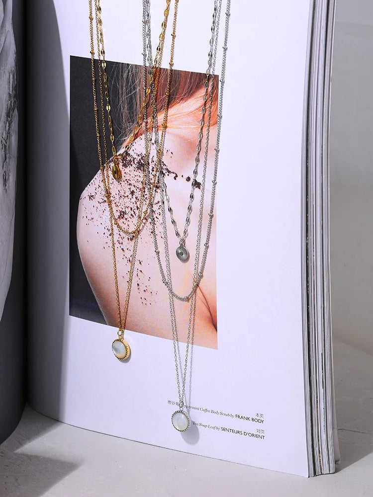 Bohemian round pendant necklace stainless steel - product image