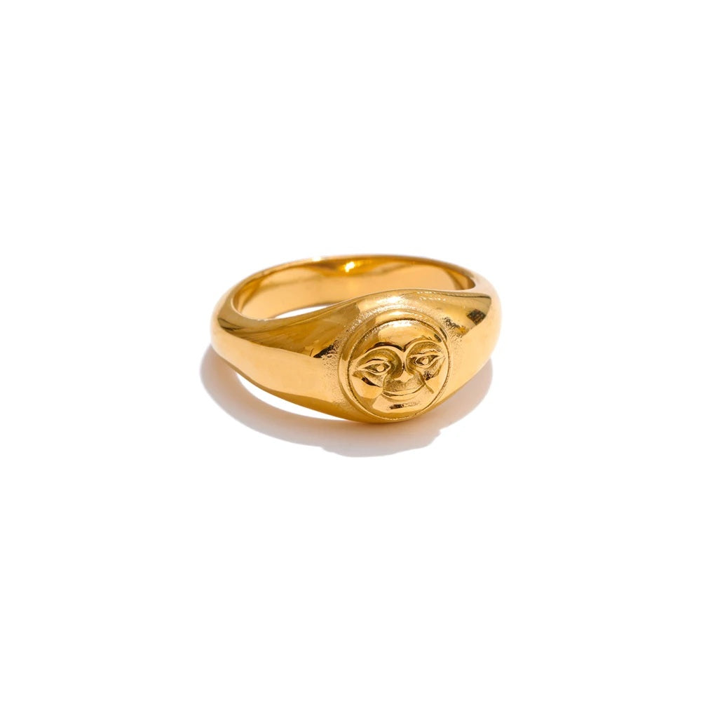 Cast face texture statement ring - product image