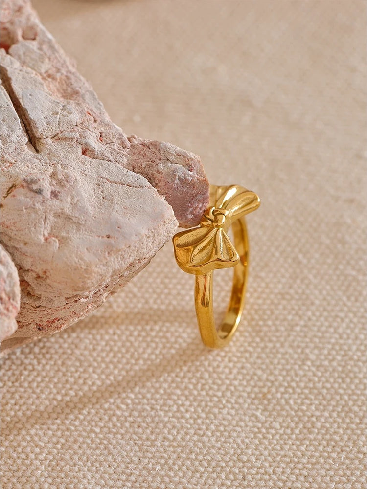 Casting bow knot fashion finger ring - product image