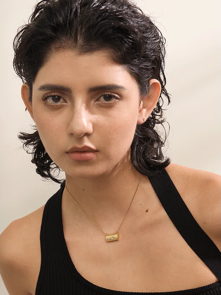 Casting zircon rectangle pendant necklace - product image