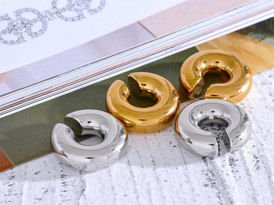 Chunky clip-on minimalist cuff earrings - product image
