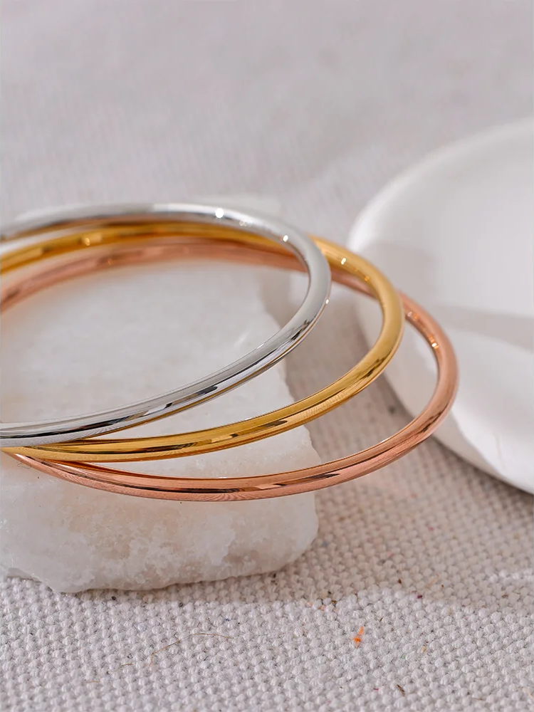 Classic round bangle stainless steel bracelet - product image