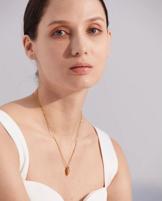 Conch pendant gold color minimalist necklace - product image