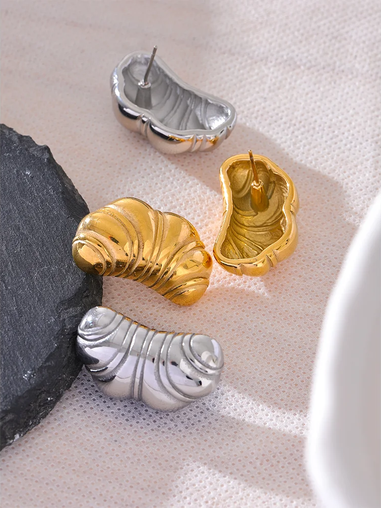 Contemporary chunky cast stud earrings women - product image