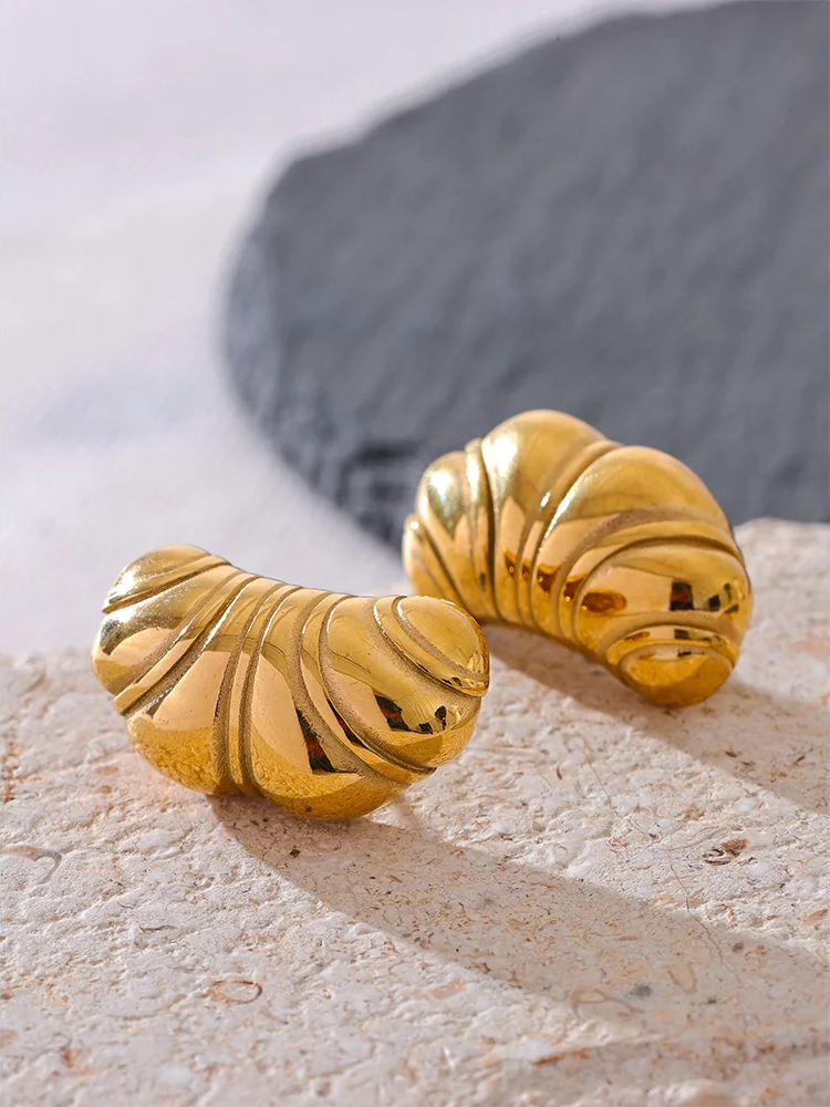 Contemporary chunky cast stud earrings women - product image