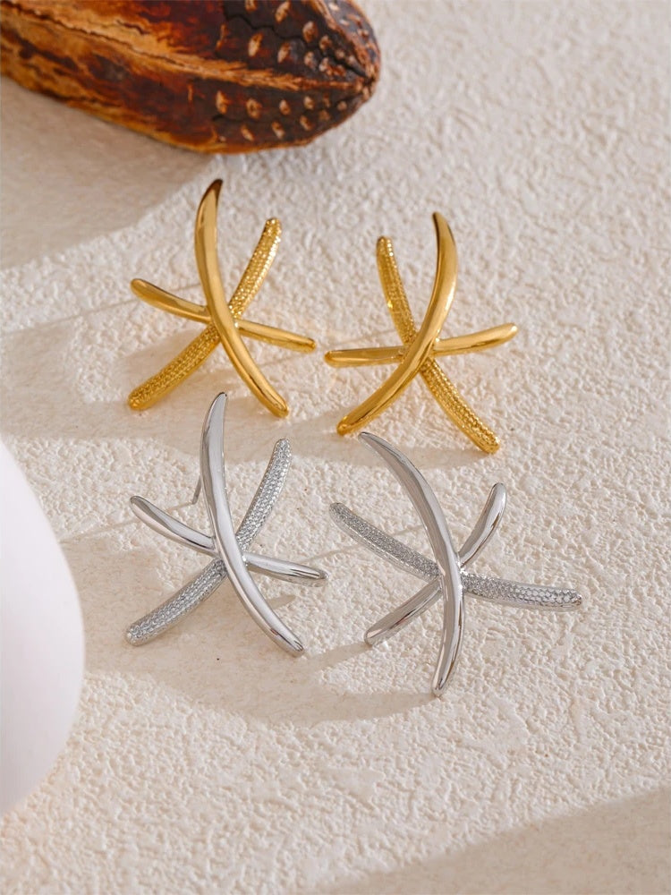 Contemporary push-back gold silver stud earrings - product image