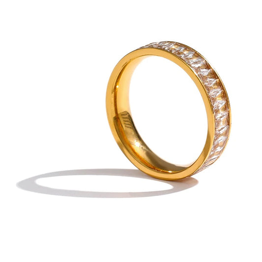 Cubic zirconia cocktail fashion wedding engagement ring - product image
