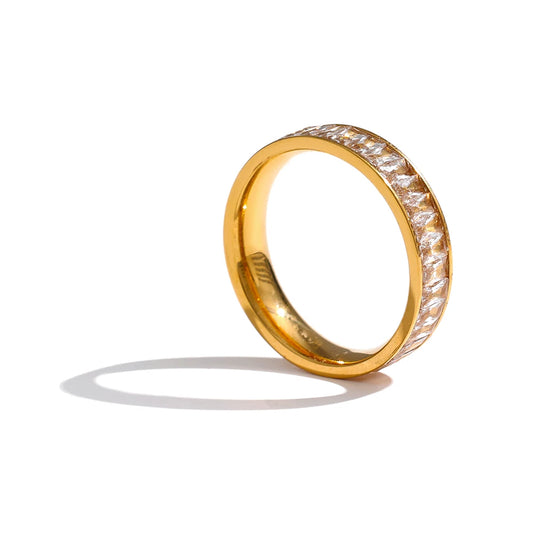 Cubic zirconia cocktail fashion wedding engagement ring - product image