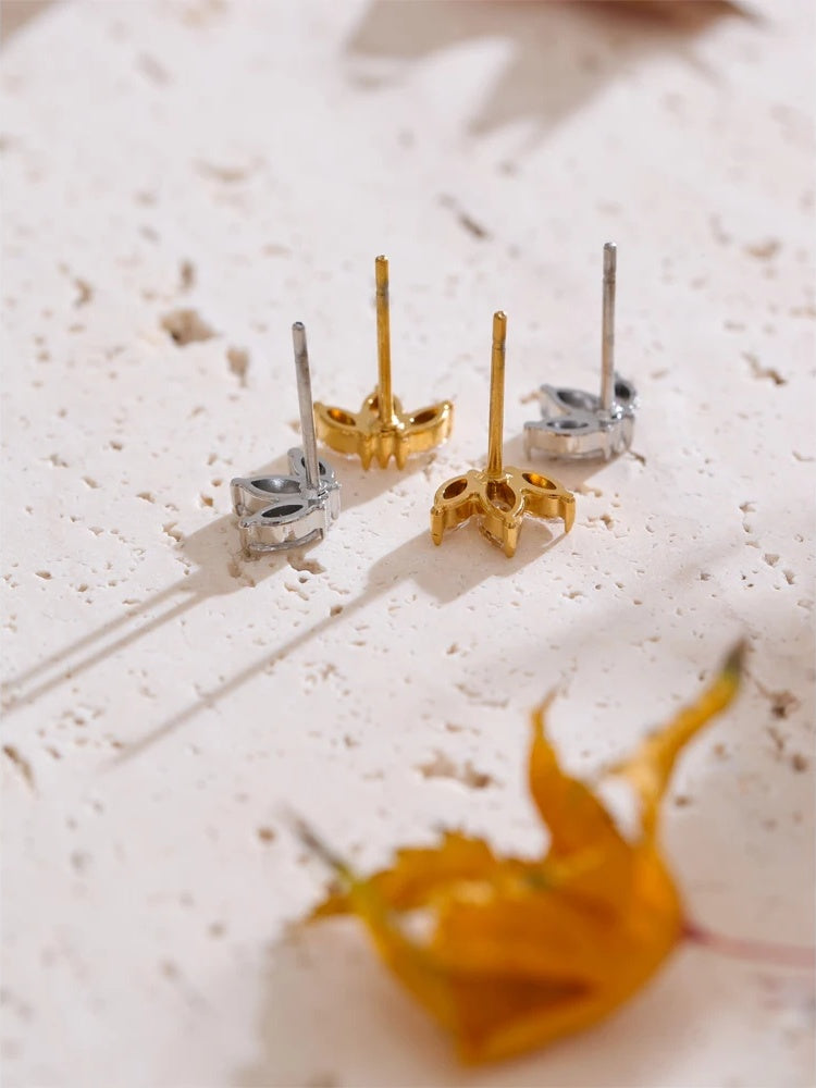 Cubic zirconia flower mini stud earrings - product image
