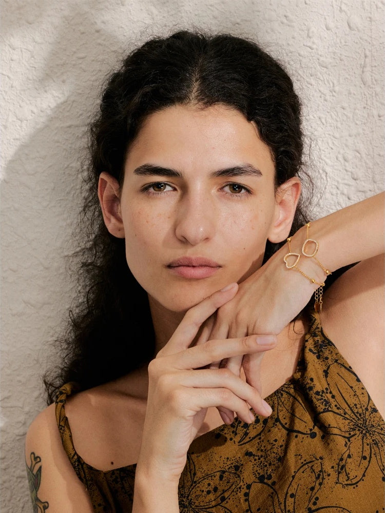 Cubic zirconia heart round hollow chain bracelet - product image