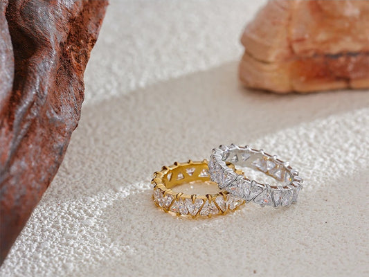 Delicate bling heart cubic zirconia ring - product image