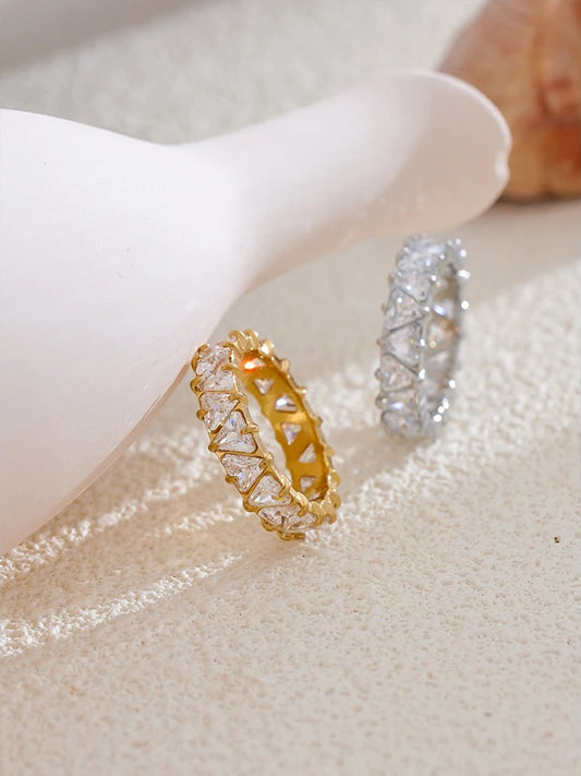Delicate bling heart cubic zirconia ring - product image