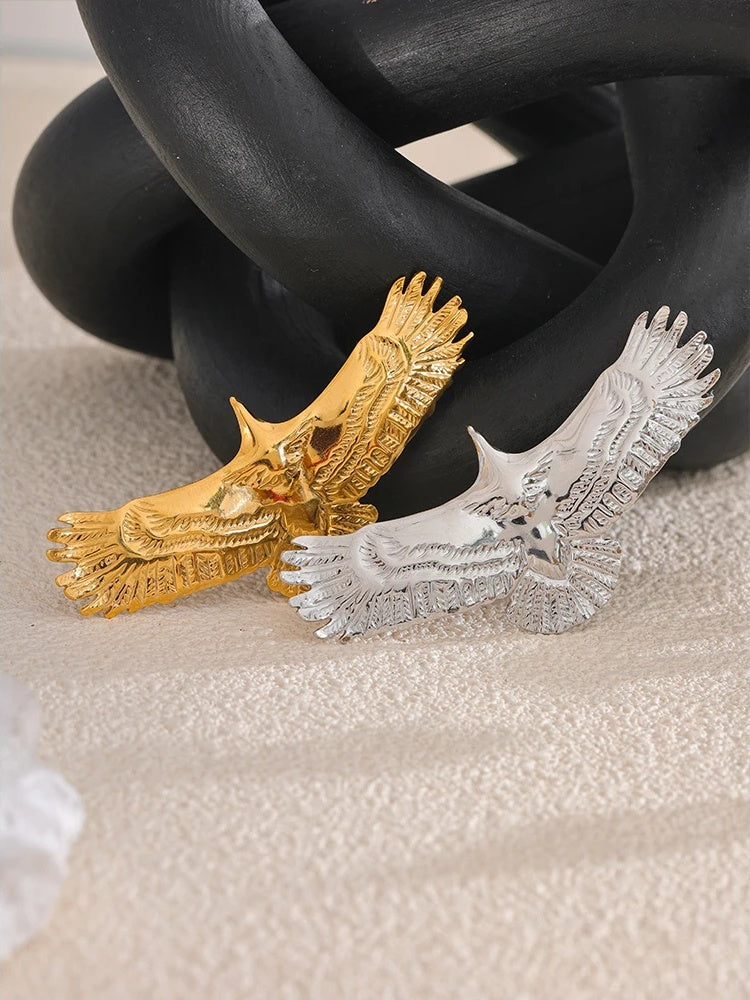 Eagle shape brooch unisex charm party accessory - product image