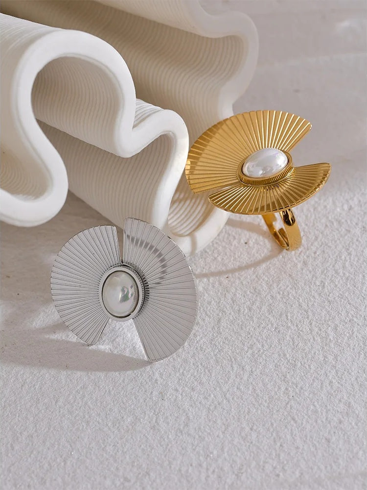 Fan flowers pearl simulated tension ring - product image