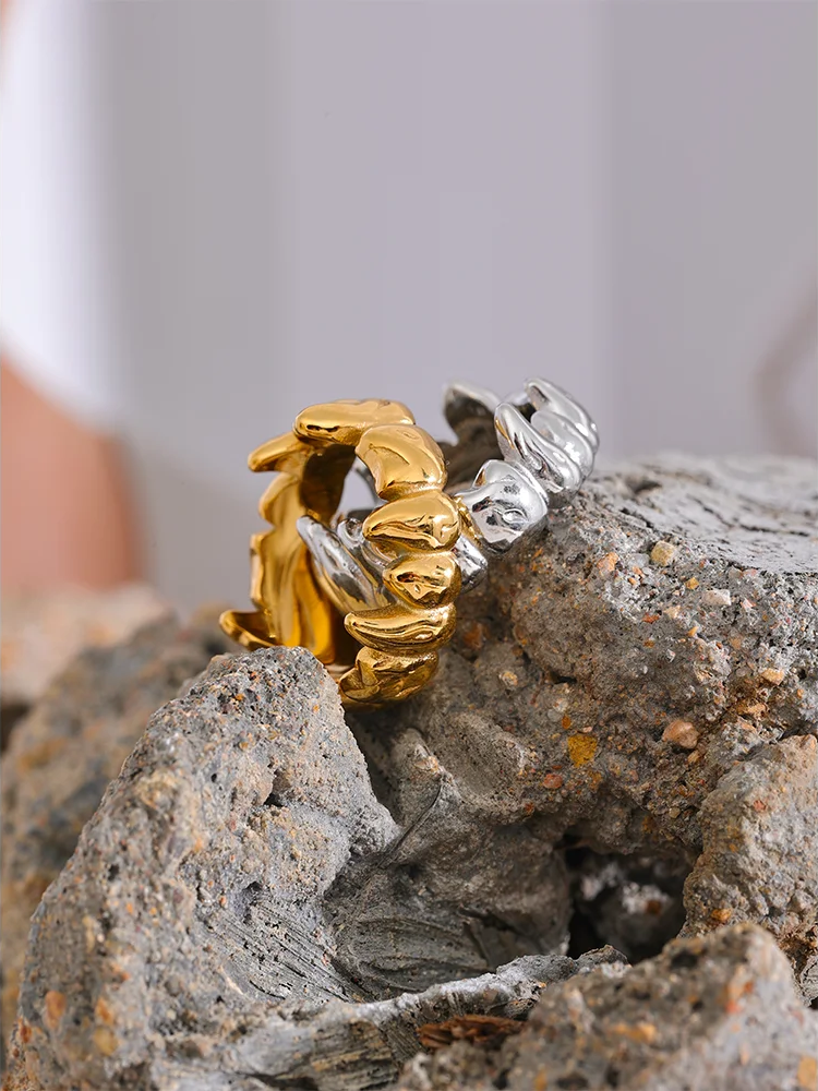 Flame heart wide modern textured ring - product image