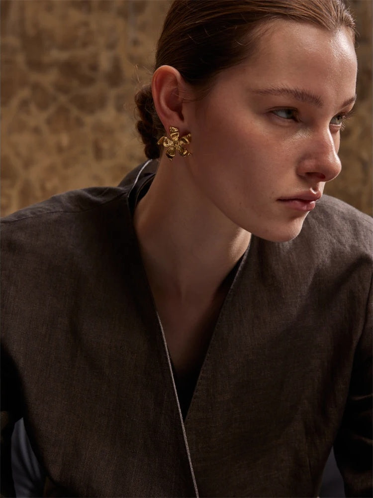 Flower allergy-free daily fashion stud earrings - product image