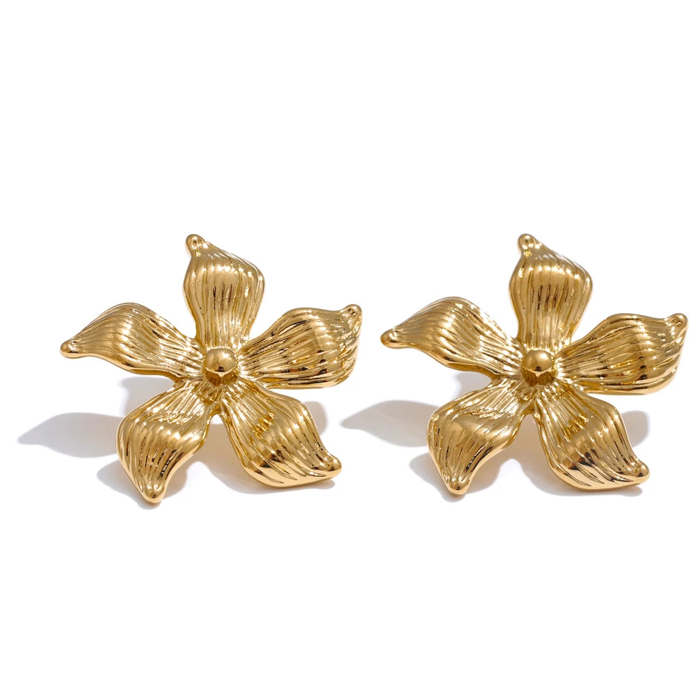 Flower allergy-free daily fashion stud earrings - product image