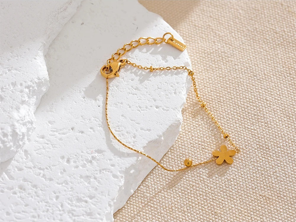 Flower chain chic charm link bracelet - product image