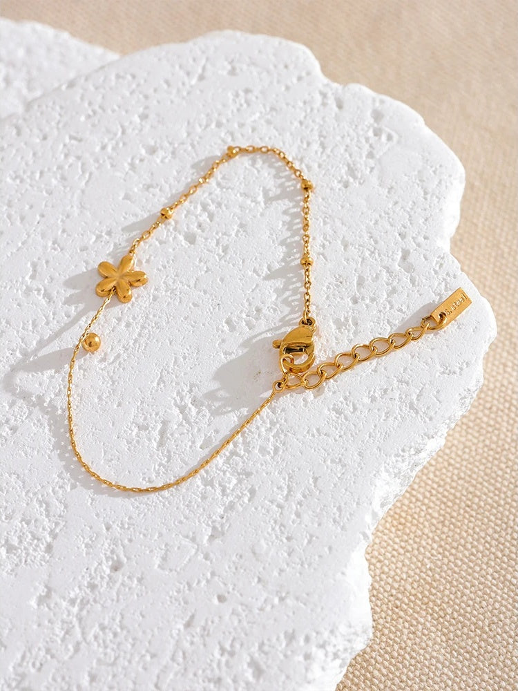 Flower chain chic charm link bracelet - product image