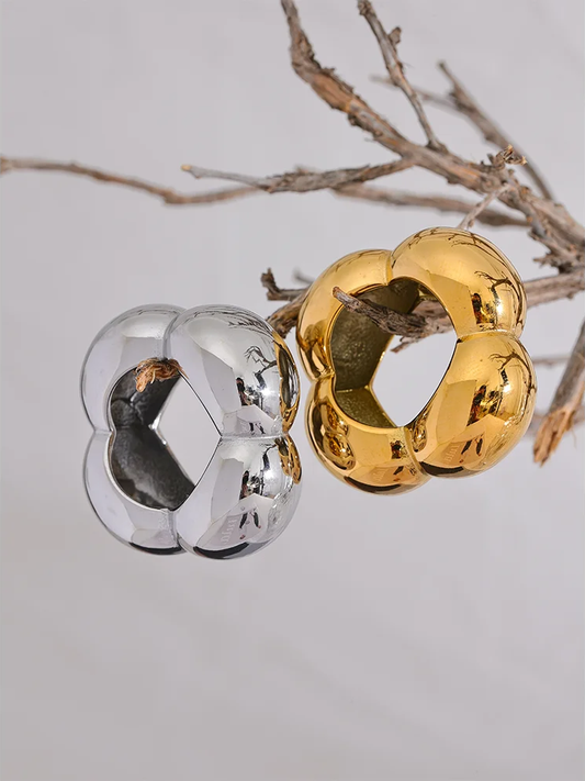 Flower hollow big contemporary ring - product image