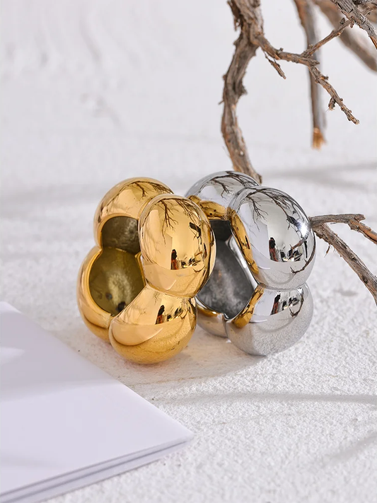 Flower hollow big contemporary ring - product image