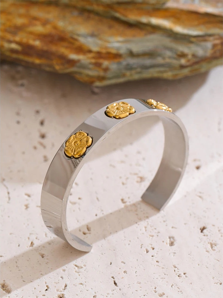 Flower pattern open cuff statement bracelet - product image