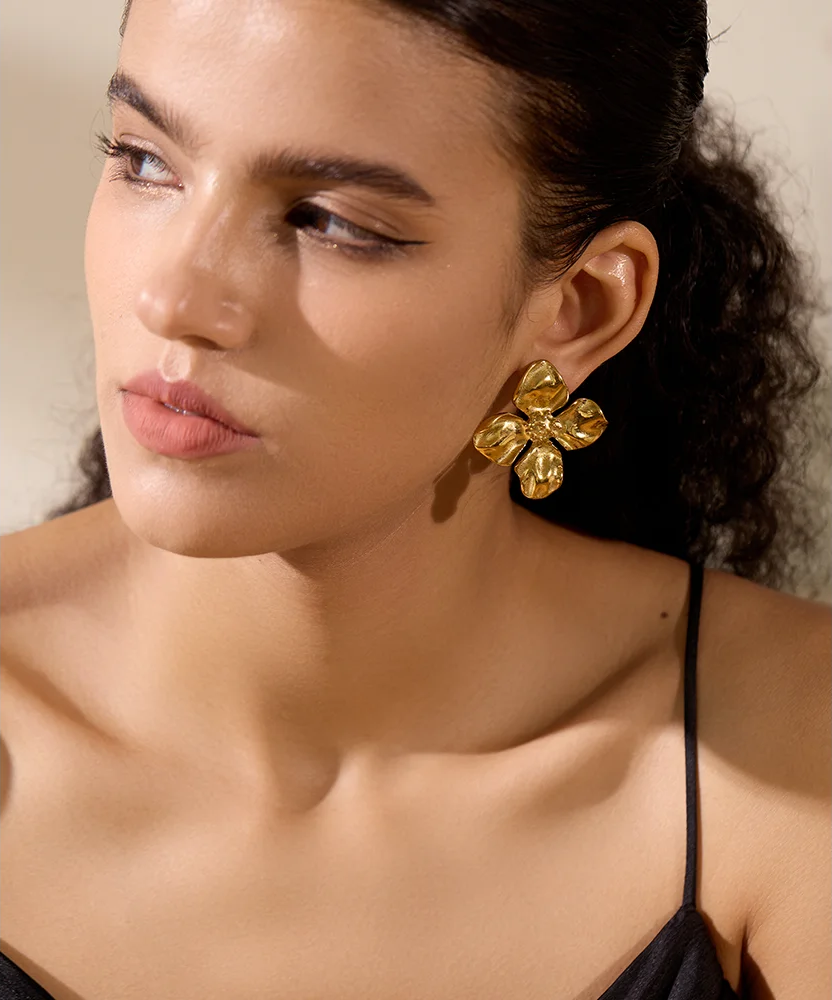 Flower stud earrings metal texture women - product image