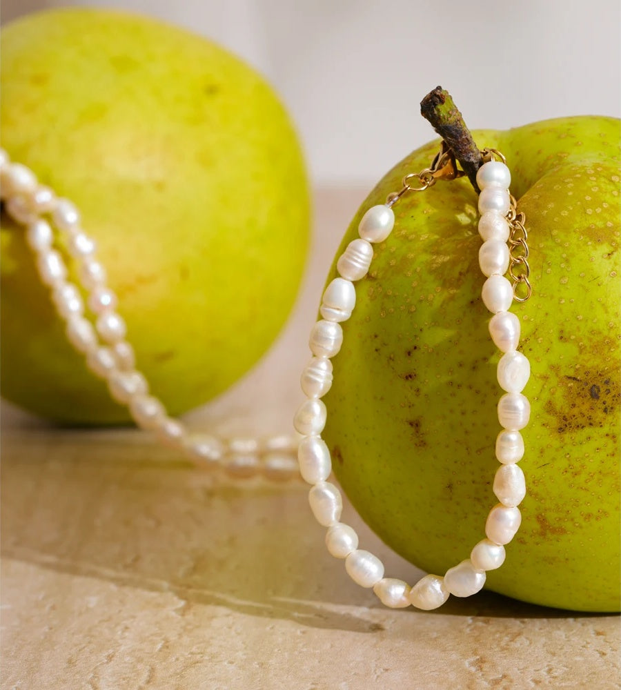 Freshwater pearls necklace bracelet set classic gift - product image