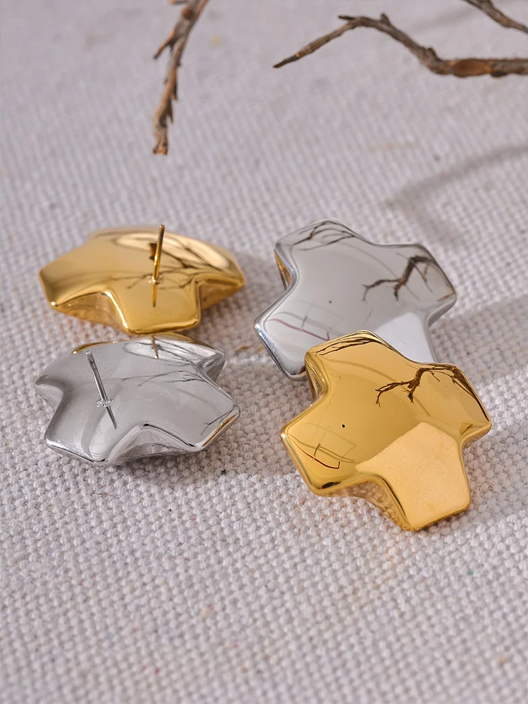 Glossy chunky cross stud earrings women - product image