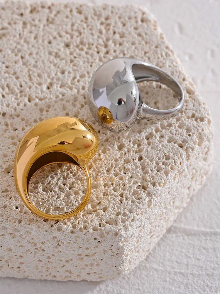 Half empty chunky minimalist gold color ring - product image