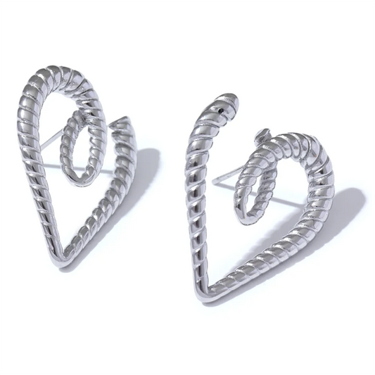 Heart sweet hollow gold color stud earrings - product image