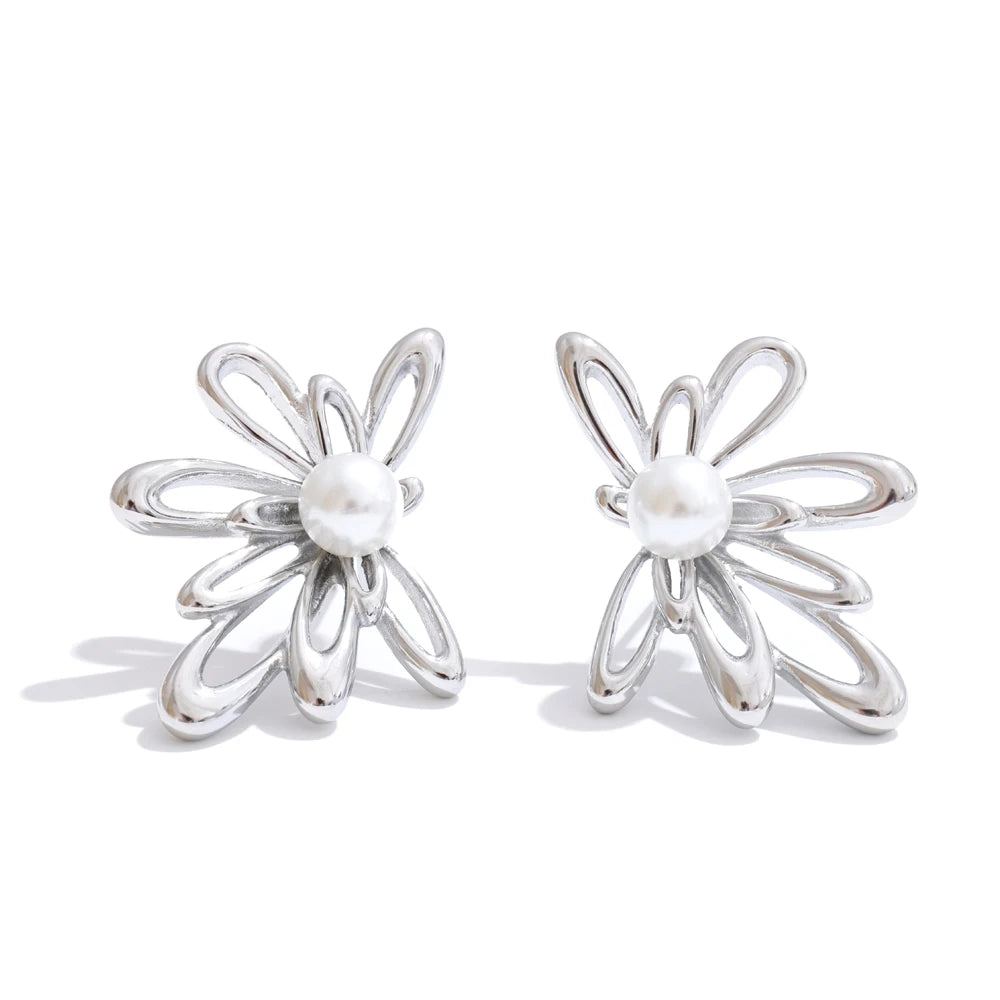 Hollow flower imitation pearls stud earrings - product image