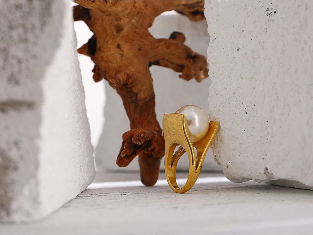 Imitation pearls abstract cocktail fashion ring - product image