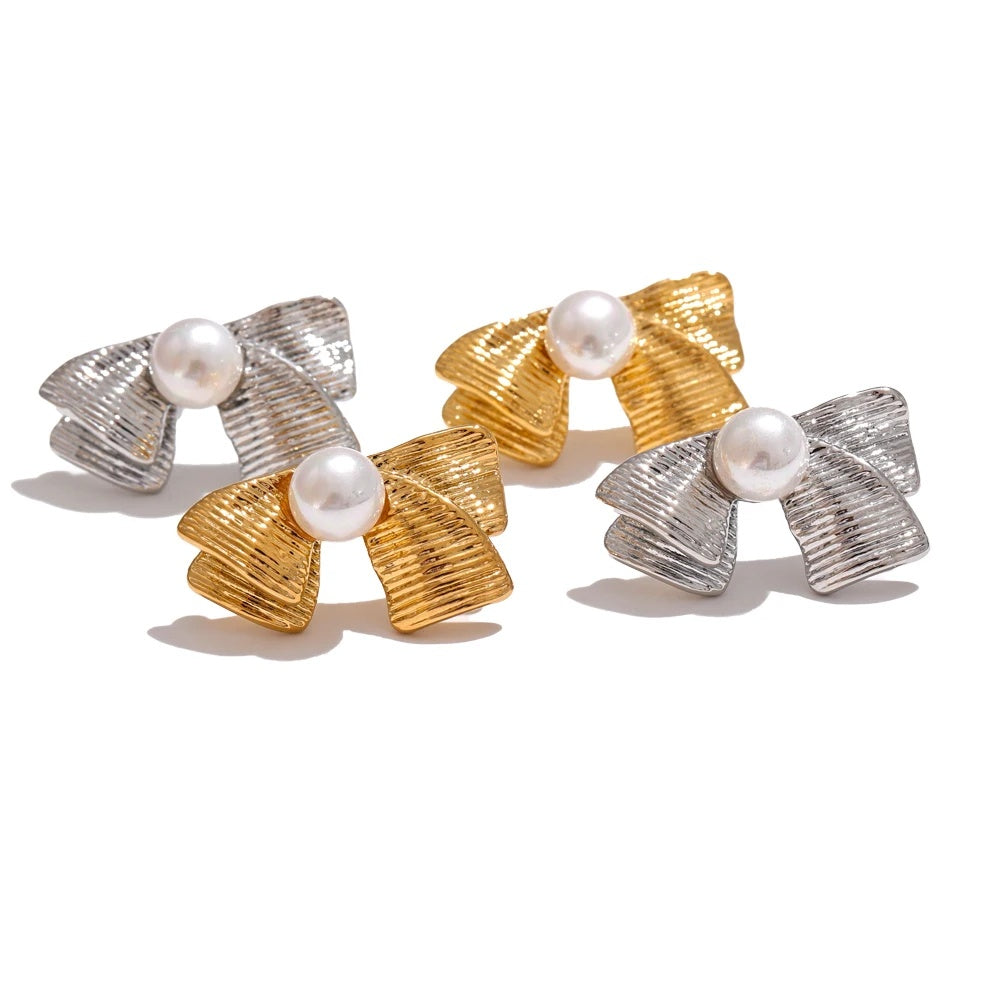 Imitation pearls bowknot stud earrings - product image