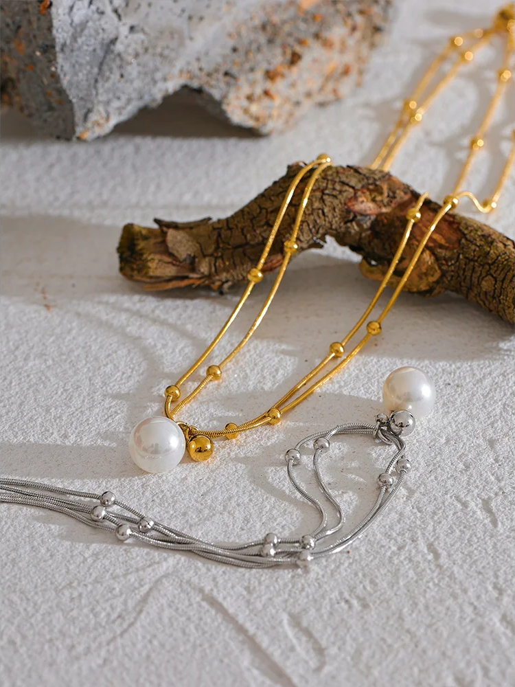 Imitation pearls round beads necklace - product image