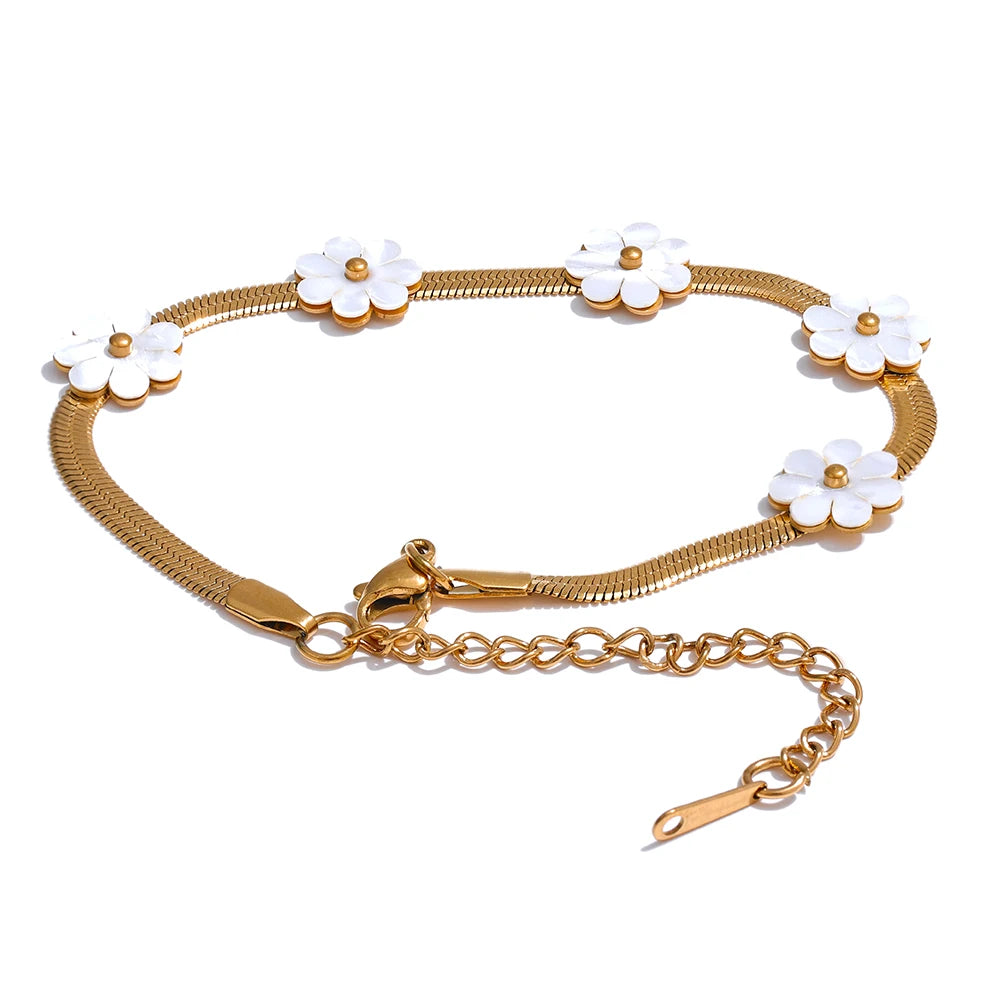Imitation shell flower chain necklace bracelet set - product image