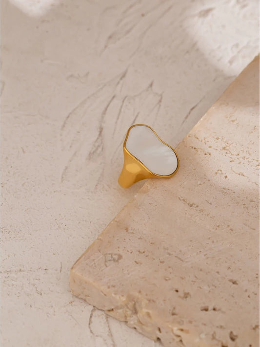 Irregular natural shell vintage minimalist ring - product image