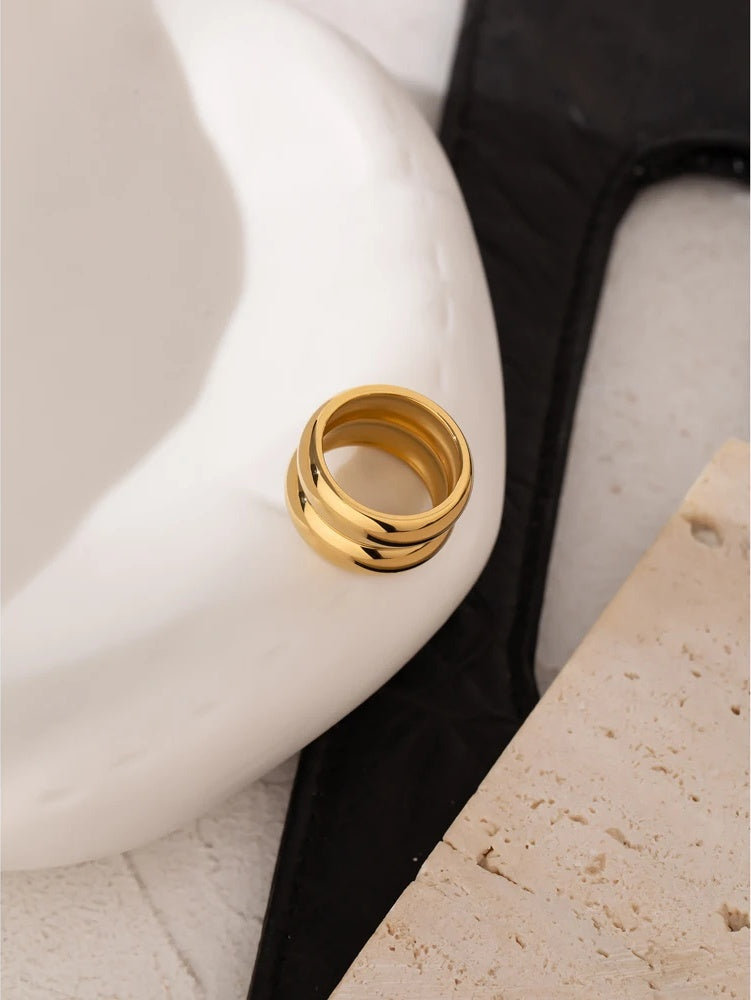 Layered metal texture simple finger ring - product image