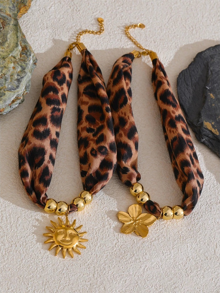 Leopard sunflower pendant necklace women fashion - product image