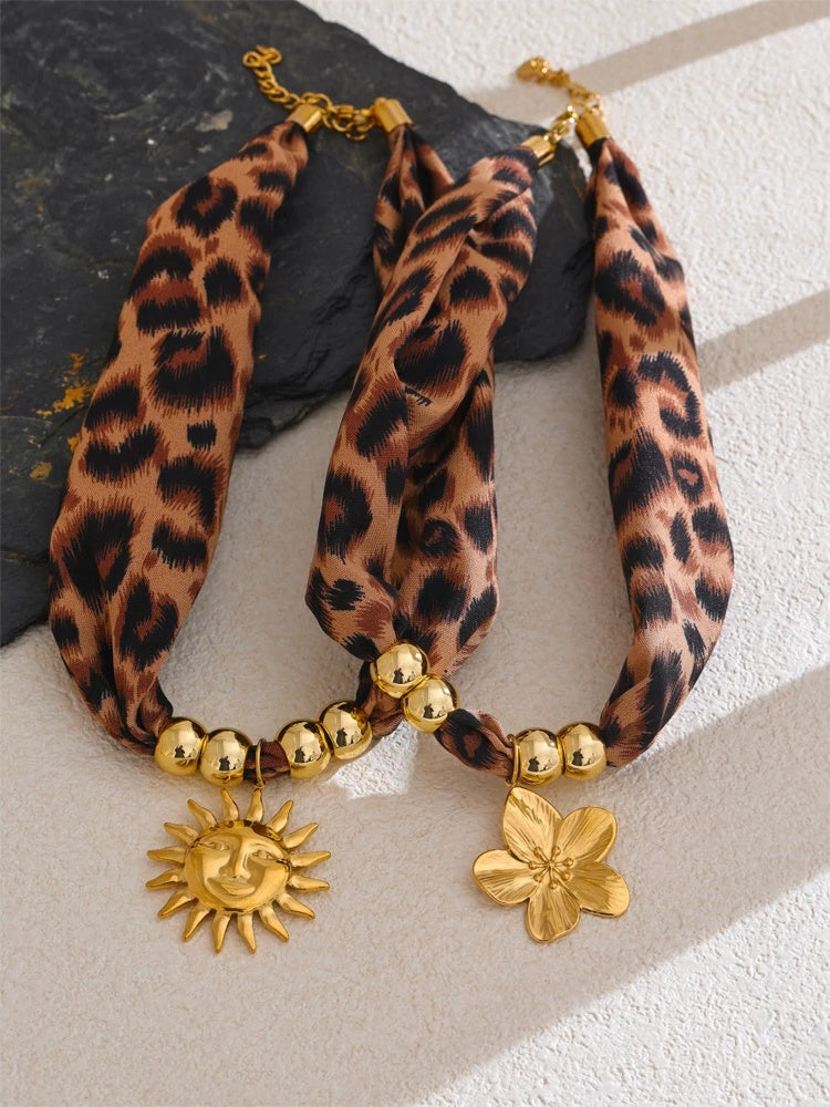 Leopard sunflower pendant necklace women fashion - product image