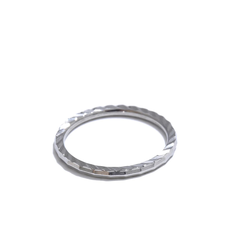 Line pattern simple round modern fashion ring - product image